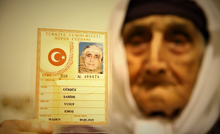 102 yaşında koronavirüsü yendi