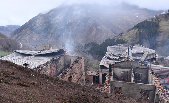Başkan Zorluoğlu'ndan Araklı'ya "Geçmiş olsun" ziyareti