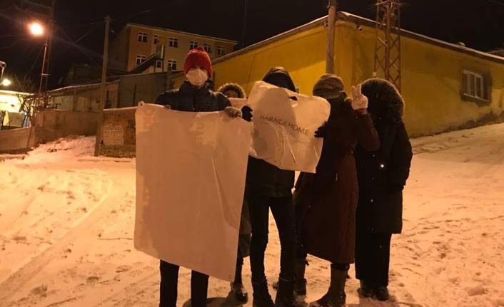 Bayburtlu çocukların kızak keyfi