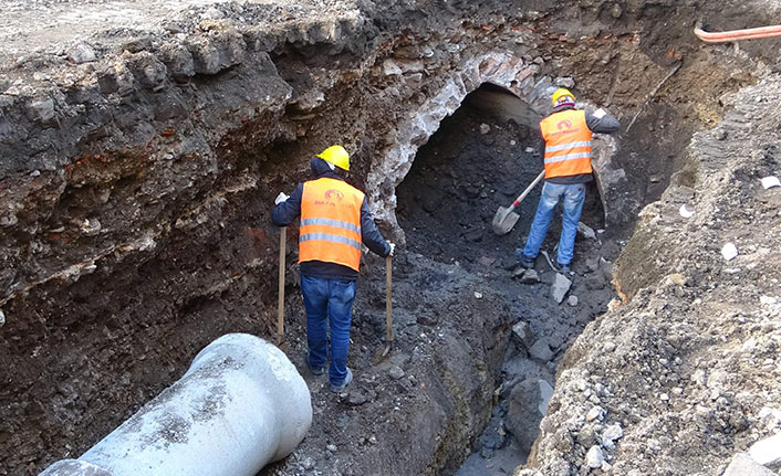 Trabzon'da altyapı çalışması sırasında ortaya çıktı! İncelemeye alındı