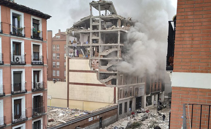 İspanya'da şiddetli patlama