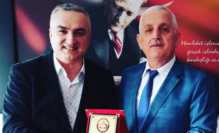 Külekçi’den Seyyar’a Teşekkür Plaketi