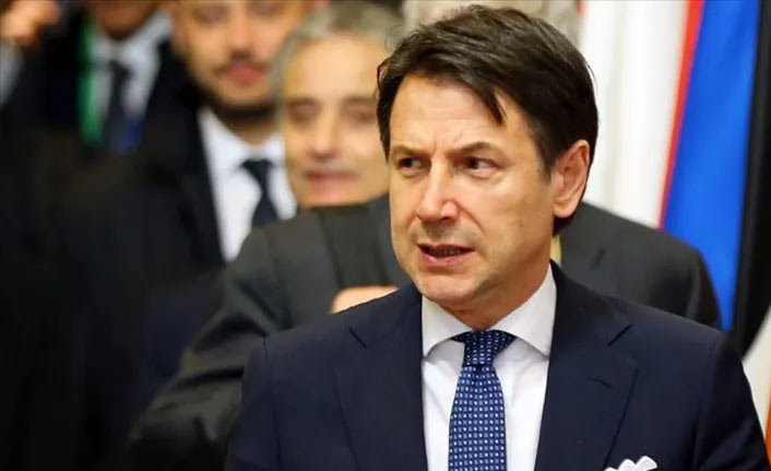 İtalya Başbakanı Conte istifa etti