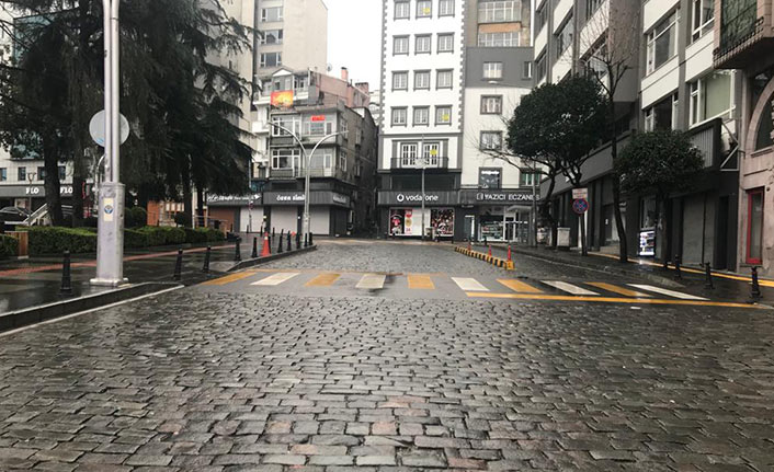 Trabzon’da Kısıtlama Sessizliği: Cadde ve Sokaklar Boş Kaldı