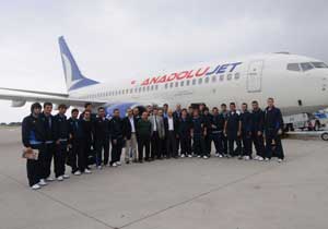 Pilot galibiyete uçtu