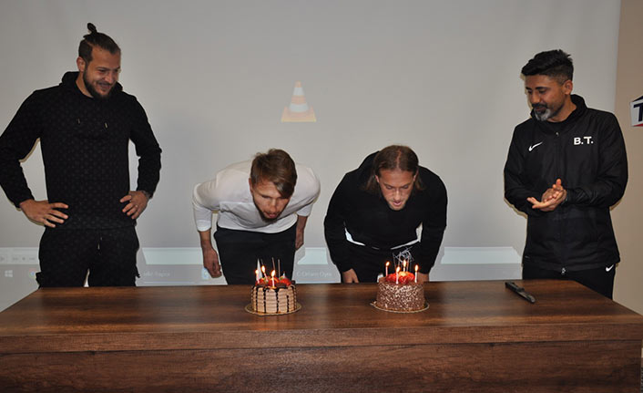 Hekimoğlu Trabzon'da sürpriz doğum günü