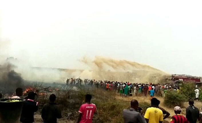 Nijerya’da askeri uçak düştü