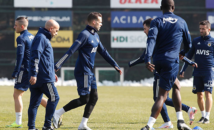 Fenerbahçe, Trabzonspor Maçı Öncesi Hazırlıklarına Hız Verdi