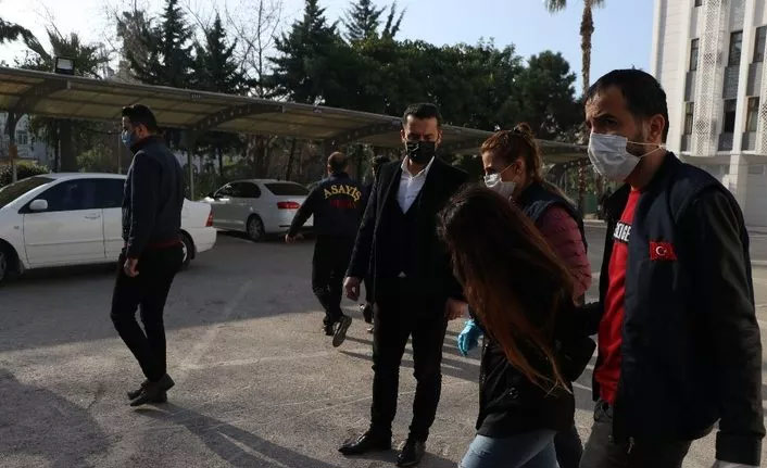 Yaşlı adamı öldürüp bir hafta evde beklettiler!