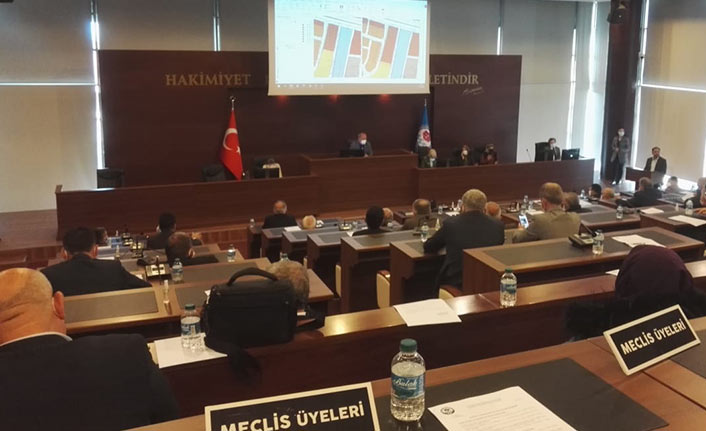 Trabzon Büyükşehir Belediye Meclisi'nde Papa Tepkisi