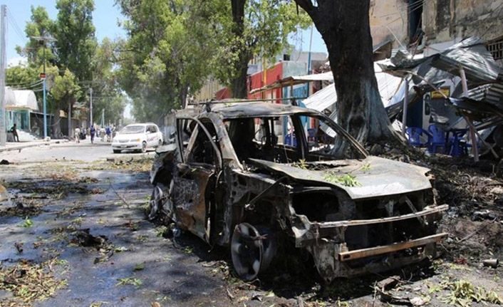 Askeri konvoya bombalı saldırı: 1 ölü, 4 yaralı
