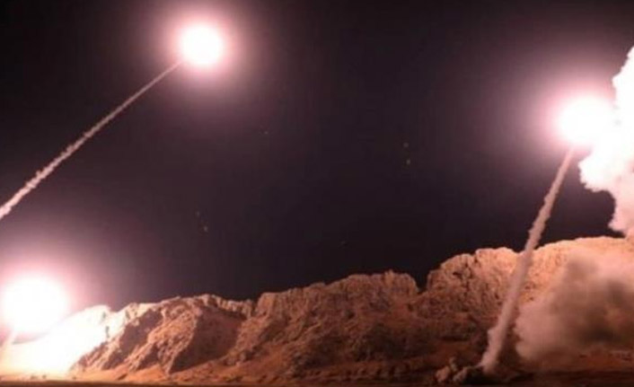 Irak'ta ABD'li askerlerin bulunduğu üsse roketli saldırı!