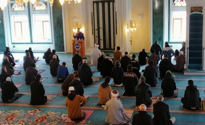 Camilerde farkındalık eğitimi verildi
