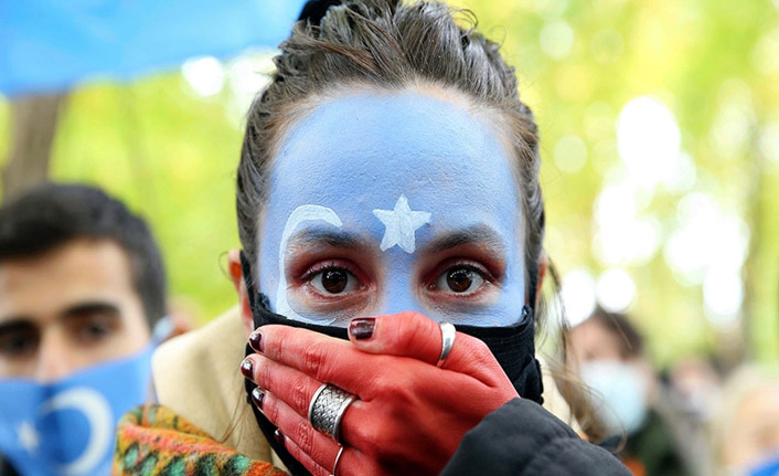 AB'den Çin'e "Uygurlar" yaptırımı!