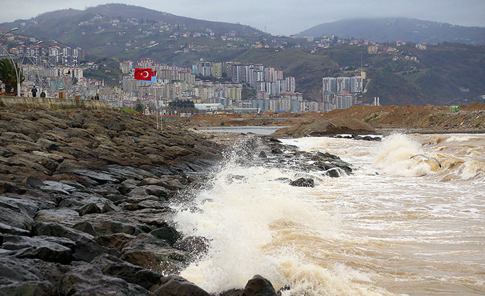 Doğu Karadeniz için fırtına uyarısı: Rüzgâr 100 km’ye çıkacak