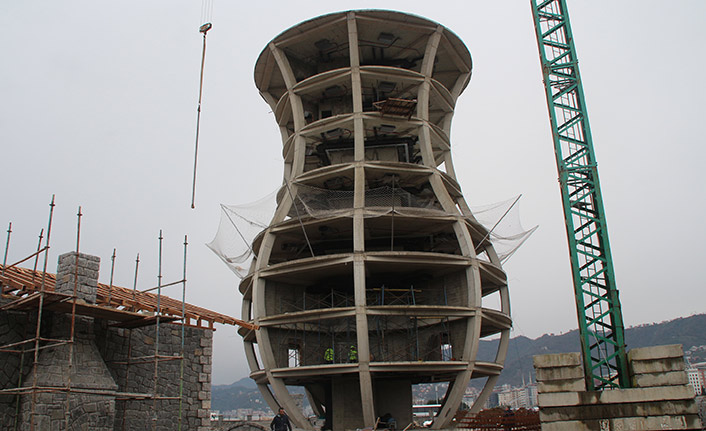 Dünyanın en büyük çay bardağı Rize'de yükseliyor