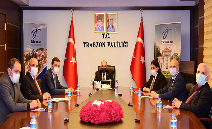 Trabzon'da esnaflar koronavirüs için toplandı