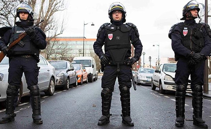 Fransa'da 7 PKK'lı terörist tutuklandı