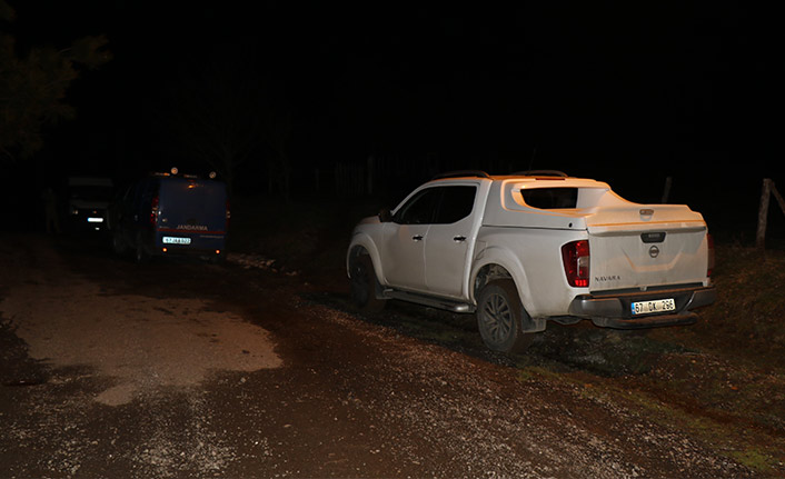 Kayıp gencin cesedi ormanlık alanda arandı