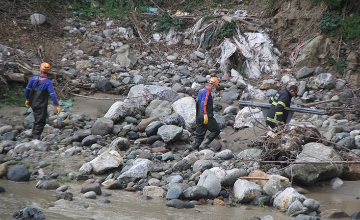 Giresun'da HES kapağı açıldı, 4 işçi akıntıya kapıldı