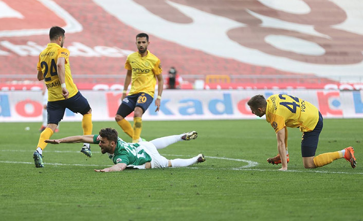 Konyaspor ile Ankaragücü ile berabere