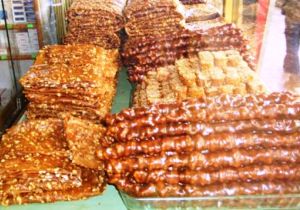 Çikolata yerine pestil ikram edin