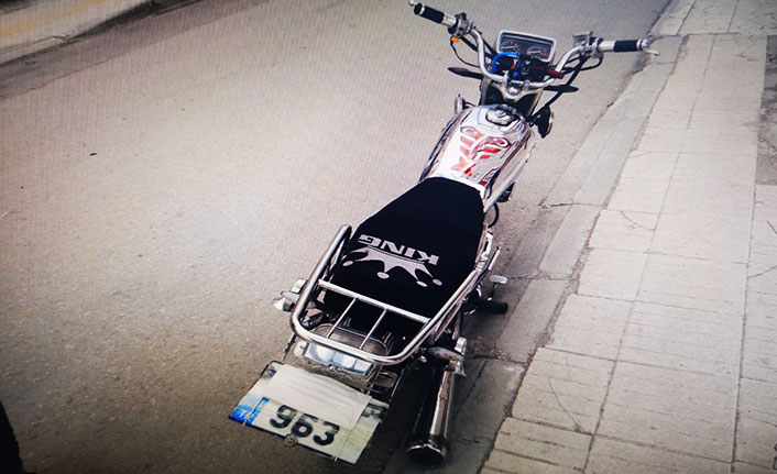 Maskeyi yüzüne değil plakasına taktı, cezadan kaçamadı