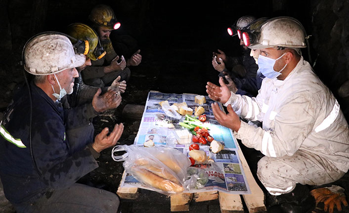 Yer altında ilk sahur