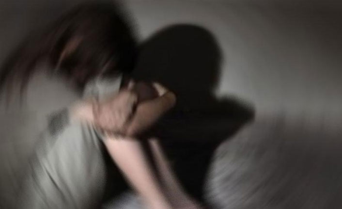 12 yaşındaki çocuğu şantajla istismar eden 4 kişi tutuklandı