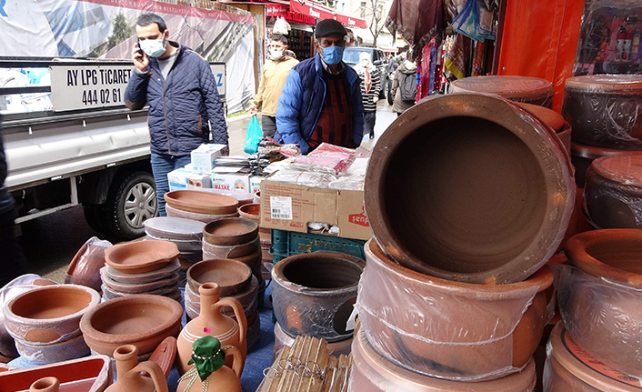 Trabzon'da Ramazan’da güveç satışları arttı