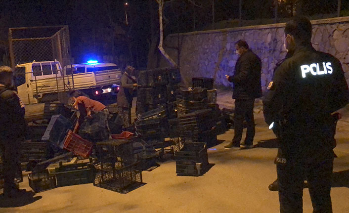 2 bin liralık kasa çaldı, yakalanınca "Annem duysa kalbine iner" dedi