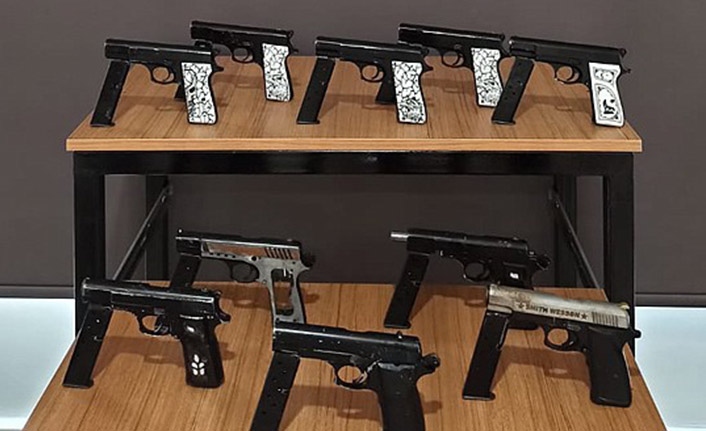 Silah kaçakçılığından 2 kişi yakalandı