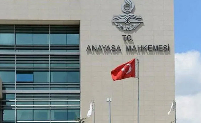 Anayasa Mahkemesi'nden 3 partiye suç duyurusu kararı