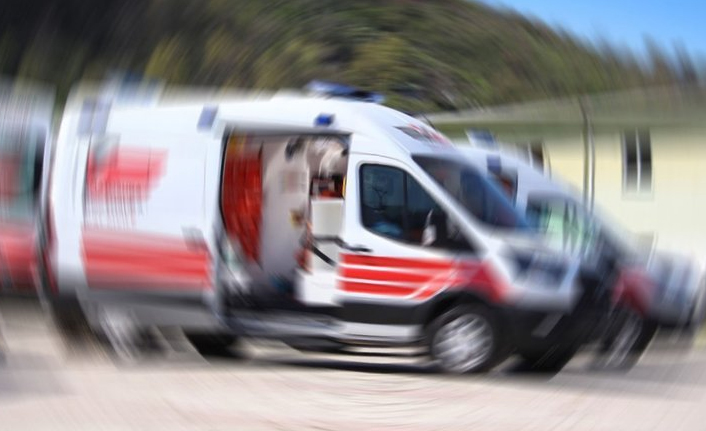 Arnavutluk'ta camiye saldırı! 5 Yaralı