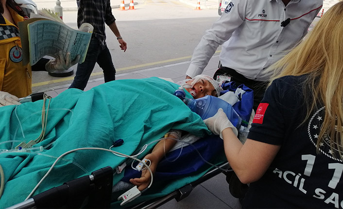 8 yaşındaki kız tabancayla kendini vurdu