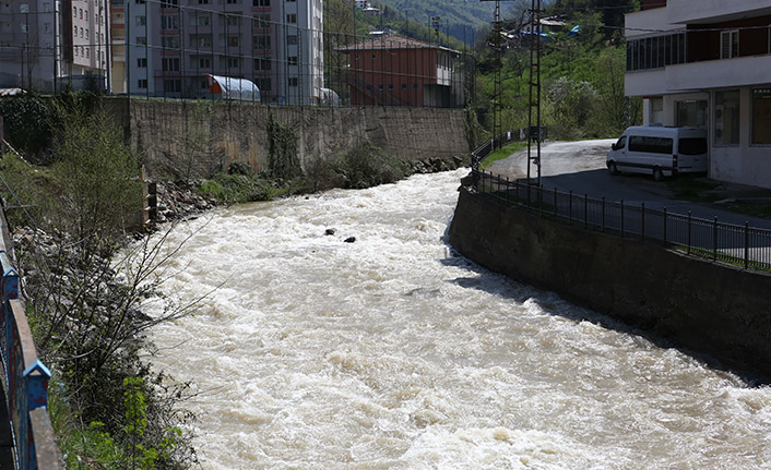 Trabzon'da tren vagonundan "Gönül Köprüsü"