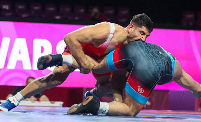 Milli güreşçi Taha Akgül Avrupa şampiyonu oldu