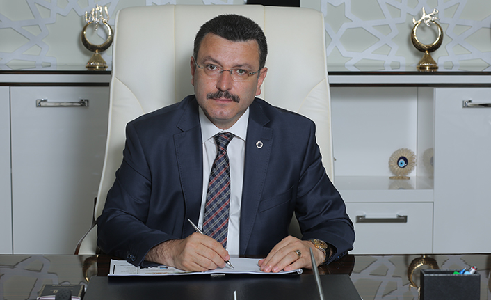 Genç, 23 Nisan mesajı yayınladı: "Cumhuriyetimiz geleceğe güvenle bakıyor"