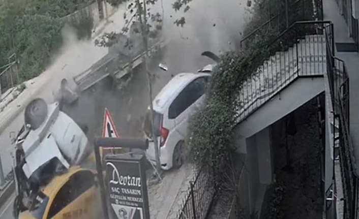 Freni boşalan vinç dehşet saçtı