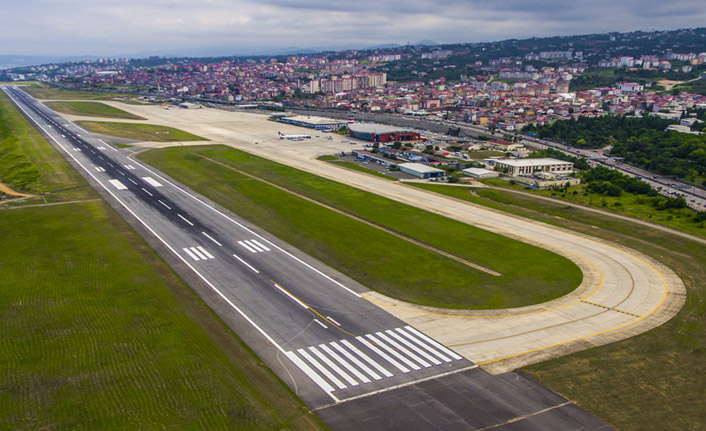 Trabzon’da uçuşlara sis engeli