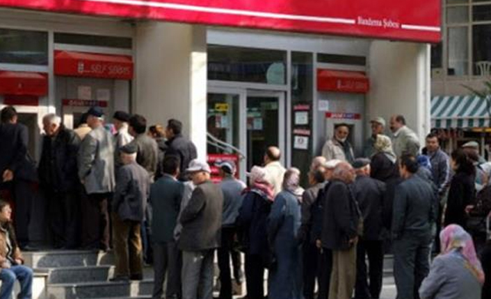 Emekliler maaşlarını nasıl çekilecek? İşte merak edilen sorunun yanıtı