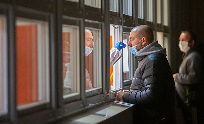 Kovid-19 testlerini yıkayıp tekrar kullanmışlar!