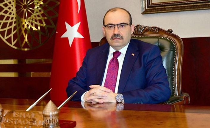 Vali Ustaoğlu'ndan Kadir Gecesi mesajı