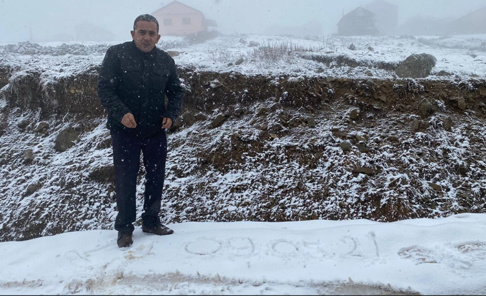 Trabzon’un yaylalarında da kar yağışı başladı