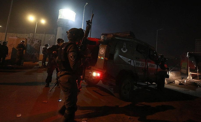 İsrail askerleri bir Filistinliyi şehit etti