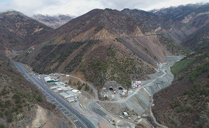 Zigana Tüneli ışığa yaklaştı