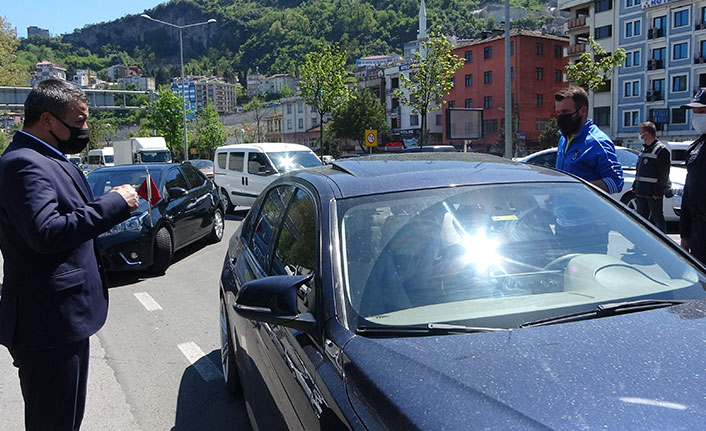 Trabzon İl Emniyet Müdürü Metin Alper'den bayram öncesi yol denetimi