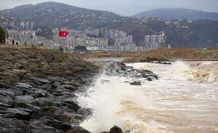 Doğu Karadeniz'de kuvvetli fırtına uyarısı - 18 Mayıs 2021