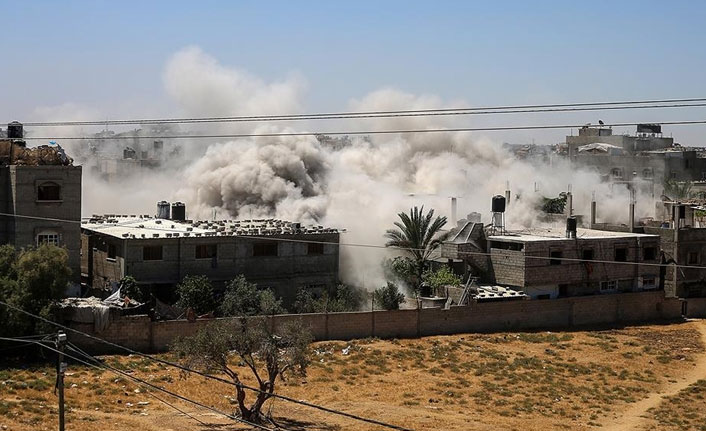 İsrail'in Gazze Şeridi'ne düzenlediği saldırıda bir gazeteci hayatını kaybetti