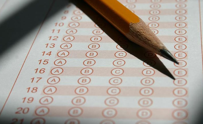 ÖSYM'den engelli öğrencilere çift soru kitapçığı